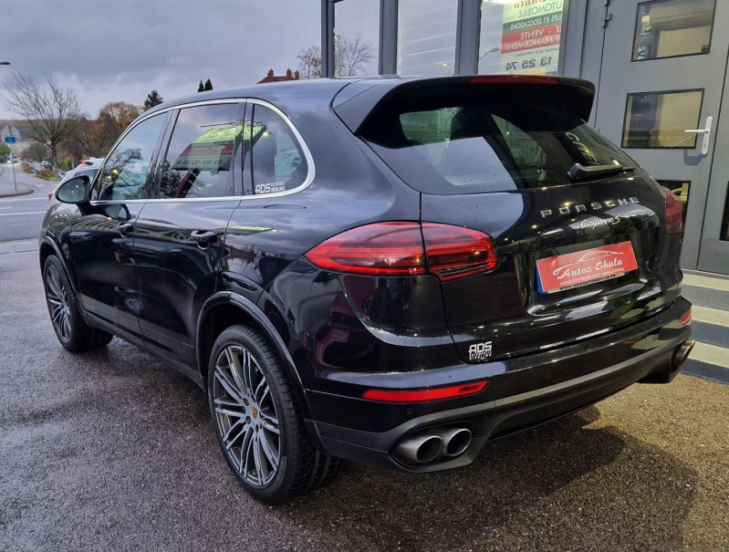 Photo 6 de l'offre de PORSCHE CAYENNE (958) 3.6 420CH S à 55970€ chez Autos Shala