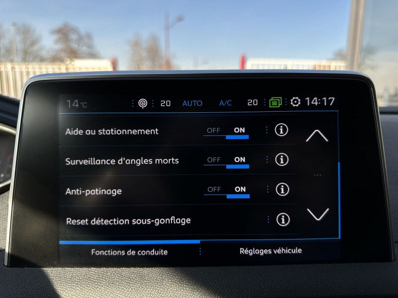Photo 22 de l'offre de PEUGEOT 3008 1.5 BLUEHDI 130CH E6.C GT LINE S&S à 23970€ chez Autos Shala