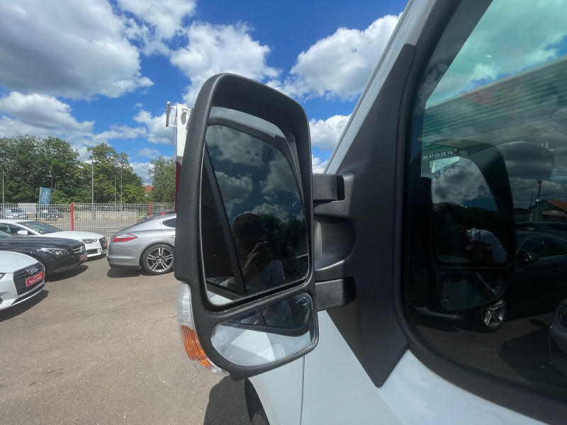 Photo 29 de l'offre de RENAULT MASTER III FG F3500 L2H2 2.3 DCI 145CH ENERGY CONFORT EURO6 à 21970€ chez Autos Shala