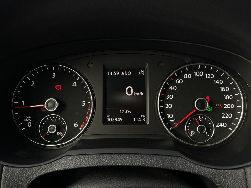 Photo 17 de l'offre de VOLKSWAGEN SHARAN 2.0 TDI 150CH BLUEMOTION TECHNOLOGY CONFORTLINE DSG6 EURO6D-T à 29970€ chez Autos Shala