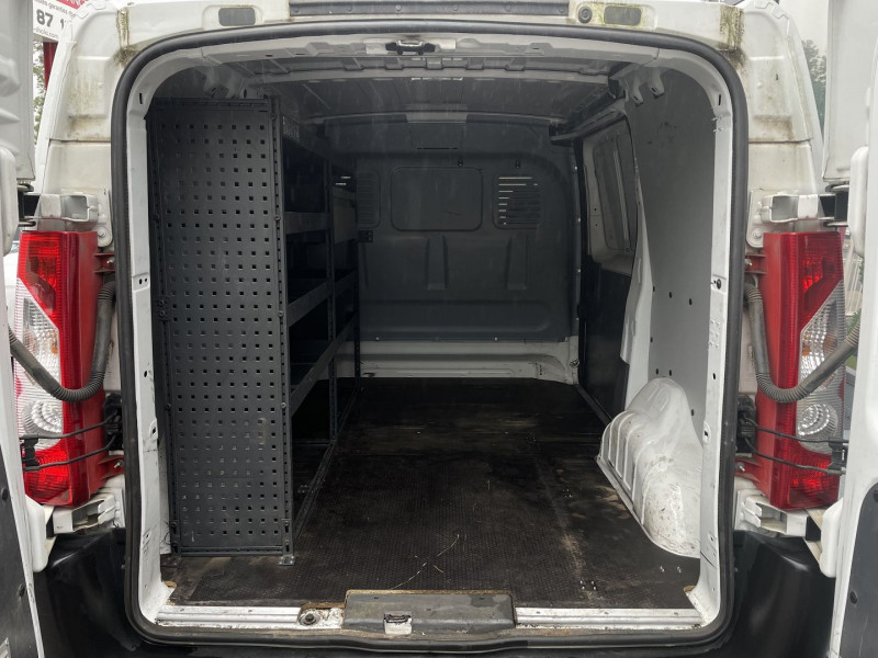 Photo 23 de l'offre de PEUGEOT EXPERT FG 229 L1H1 2.0 HDI FAP 125 CONFORT à 15970€ chez Autos Shala