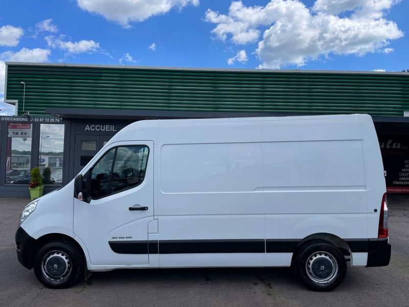 Photo 6 de l'offre de RENAULT MASTER III FG F3500 L2H2 2.3 DCI 145CH ENERGY CONFORT EURO6 à 21970€ chez Autos Shala