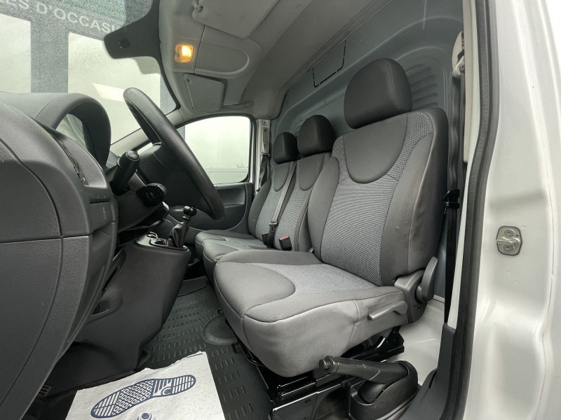 Photo 21 de l'offre de PEUGEOT EXPERT FG 229 L1H1 2.0 HDI FAP 125 CONFORT à 15970€ chez Autos Shala