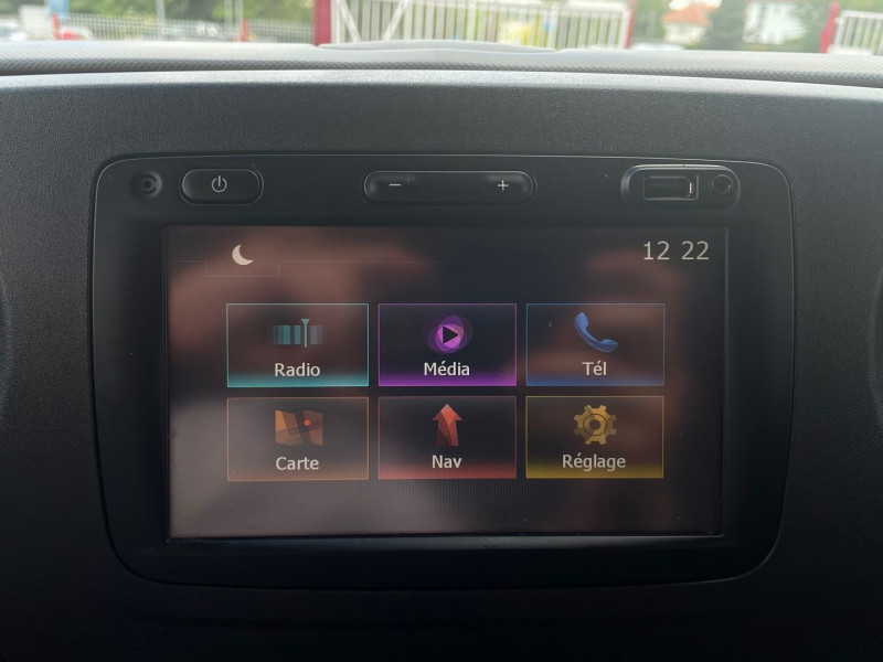 Photo 18 de l'offre de RENAULT MASTER III FG F3500 L2H2 2.3 DCI 145CH ENERGY CONFORT EURO6 à 21970€ chez Autos Shala