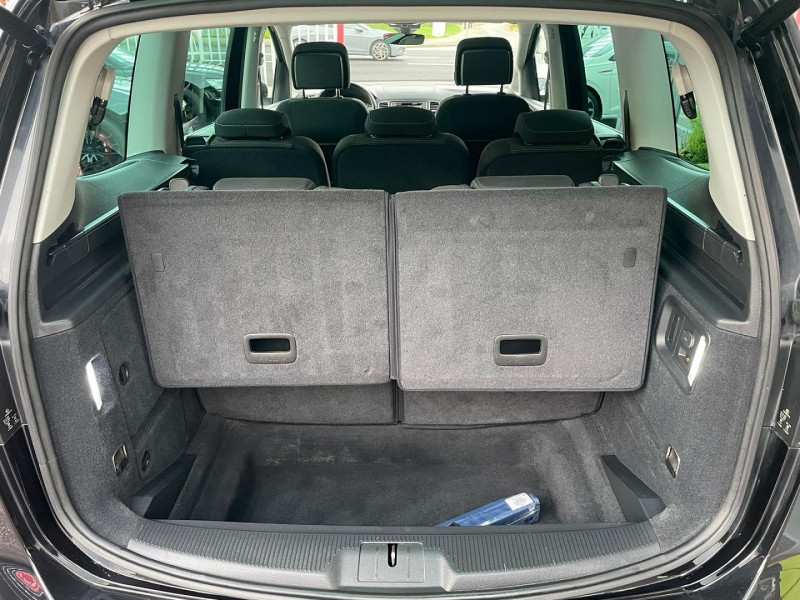 Photo 30 de l'offre de VOLKSWAGEN SHARAN 2.0 TDI 150CH BLUEMOTION TECHNOLOGY CONFORTLINE DSG6 EURO6D-T à 29970€ chez Autos Shala