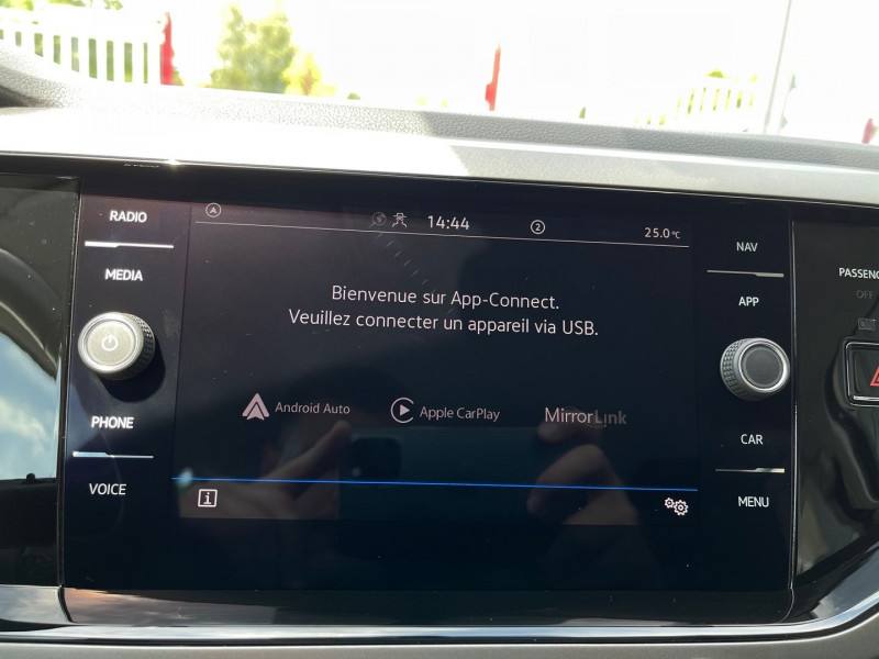 Photo 17 de l'offre de VOLKSWAGEN POLO 1.0 TSI 95CH LOUNGE EURO6D-T à 18990€ chez Autos Shala