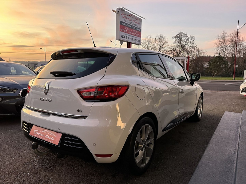 Photo 6 de l'offre de RENAULT CLIO IV 1.5 DCI 90CH ENERGY BUSINESS 82G à 11970€ chez Autos Shala