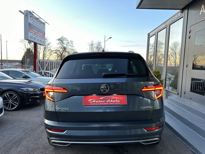 Photo 8 de l'offre de SKODA KAROQ 1.5 TSI ACT 150CH SPORTLINE DSG EURO6D-T à 24970€ chez Autos Shala