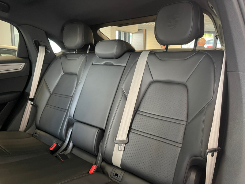Photo 12 de l'offre de PORSCHE CAYENNE COUPE 3.0 V6 462CH E-HYBRID à 109970€ chez Autos Shala