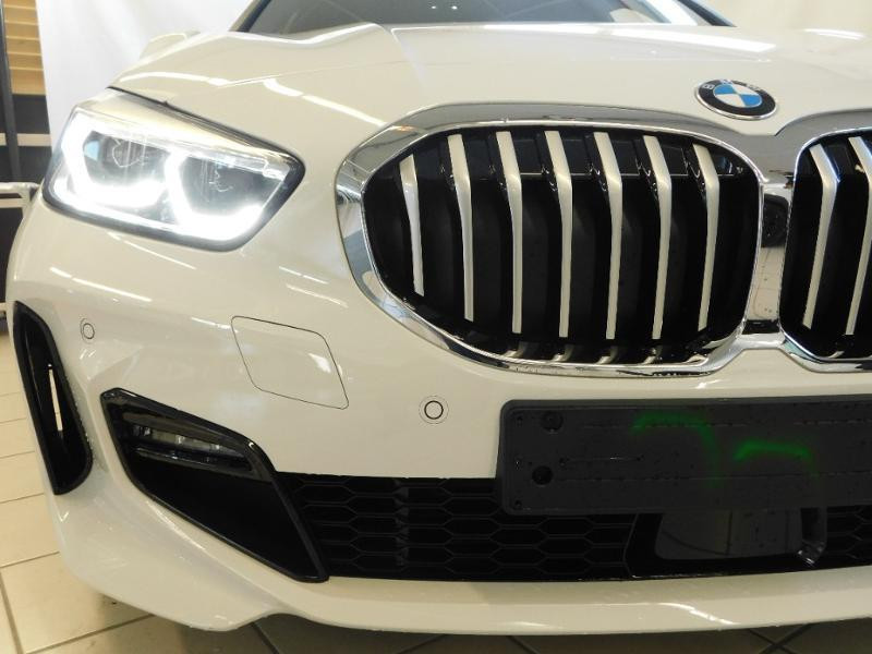 Photo 7 de l'offre de BMW Serie 1 118dA 150ch M Sport 8cv à 36990€ chez Autovia Véhicules Multimarques