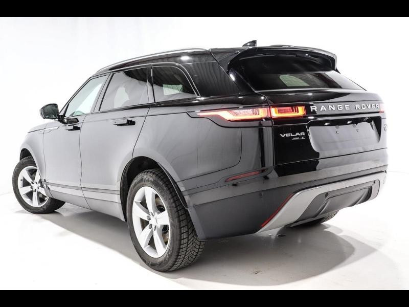 Photo 6 de l'offre de LAND-ROVER Range Rover Velar 2.0D 180ch AWD BVA à 51990€ chez Autovia Véhicules Multimarques