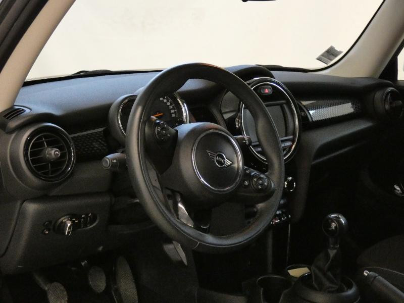 Photo 8 de l'offre de MINI Mini Cooper S 192ch 139g à 24390€ chez Autovia Véhicules Multimarques