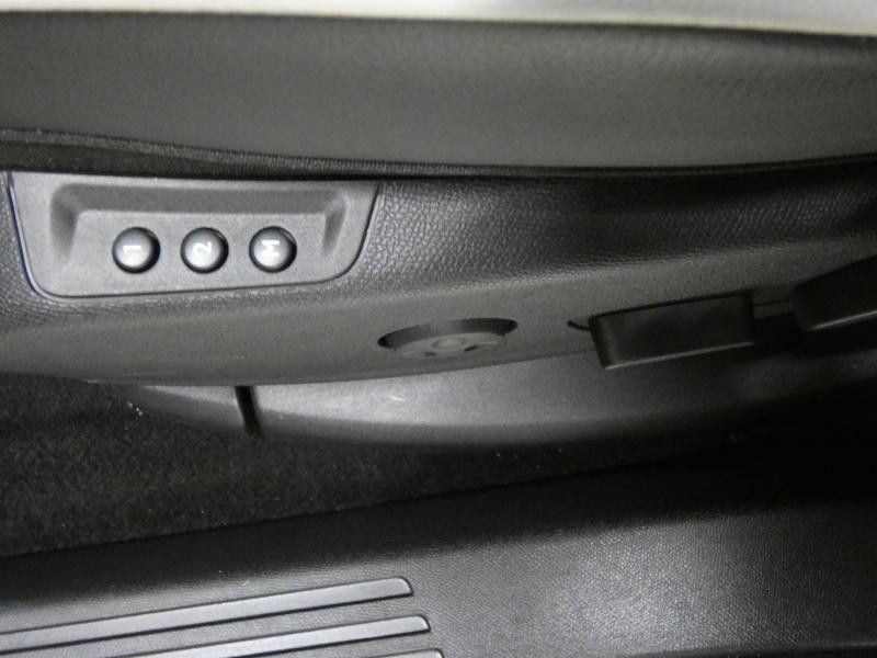 Photo 8 de l'offre de DS DS 7 Crossback BlueHDi 130ch Rivoli Automatique à 42990€ chez Autovia Véhicules Multimarques