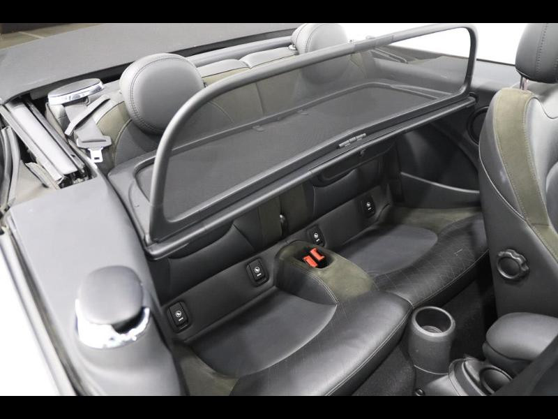 Photo 12 de l'offre de MINI Cabrio Cooper 136ch BVA7 Euro6d-T à 27990€ chez Autovia Véhicules Multimarques