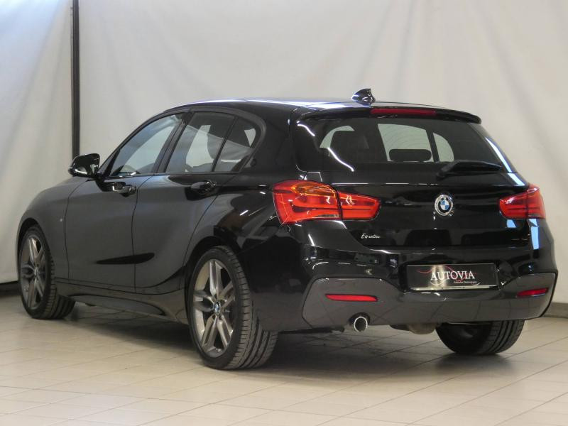 Photo 6 de l'offre de BMW Serie 1 118dA 150ch M Sport Ultimate 5p Euro6d-T à 25490€ chez Autovia Véhicules Multimarques