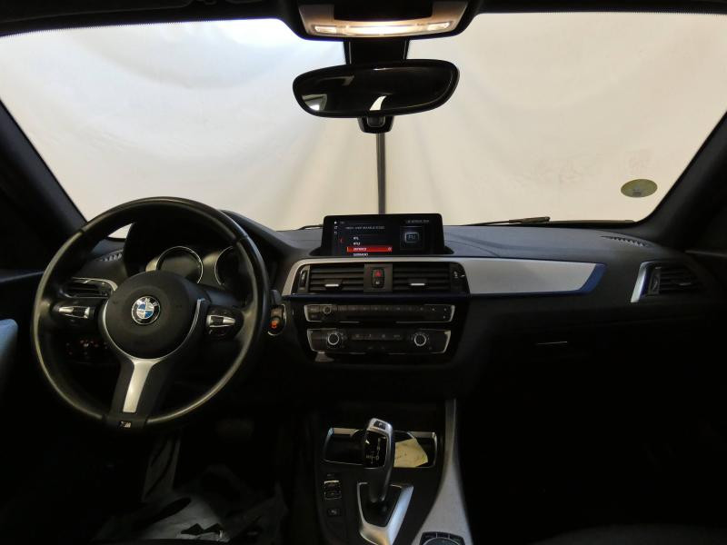 Photo 2 de l'offre de BMW Serie 1 118dA 150ch M Sport Ultimate 5p Euro6d-T à 25490€ chez Autovia Véhicules Multimarques
