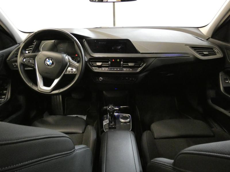 Photo 2 de l'offre de BMW Série 1 118dA 150ch Edition Sport à 24980€ chez Autovia Véhicules Multimarques