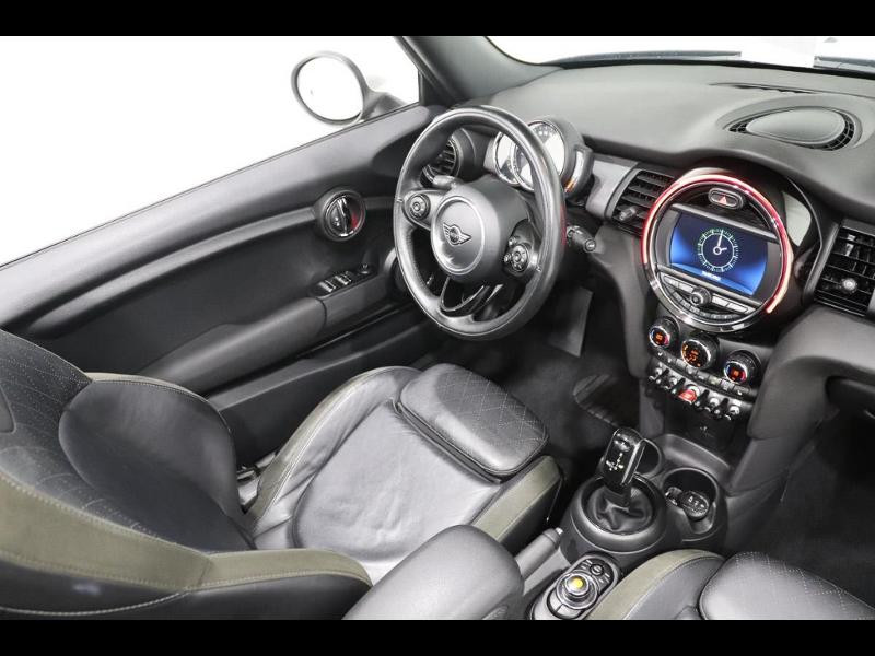 Photo 2 de l'offre de MINI Cabrio Cooper 136ch BVA7 Euro6d-T à 27990€ chez Autovia Véhicules Multimarques