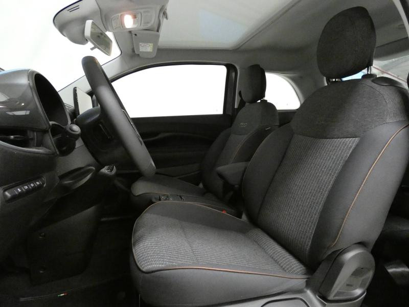 Photo 25 de l'offre de FIAT 500 e 118ch Icône à 24980€ chez Autovia Véhicules Multimarques