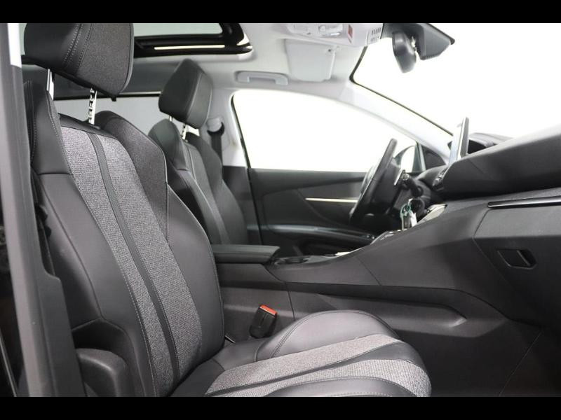 Photo 10 de l'offre de PEUGEOT 5008 1.5 BlueHDi 130ch E6.c Allure S&S EAT8 à 31990€ chez Autovia Véhicules Multimarques