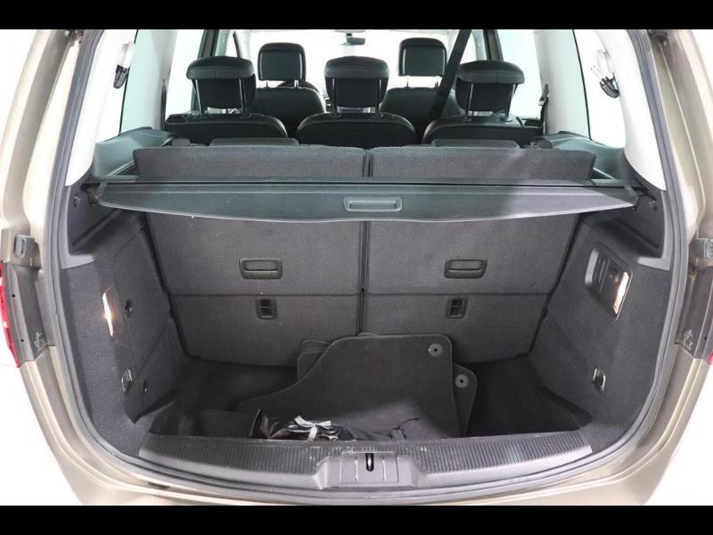 Photo 5 de l'offre de VOLKSWAGEN Sharan 2.0 TDI 150ch BlueMotion Technology Confortline DSG6 à 27890€ chez Autovia Véhicules Multimarques