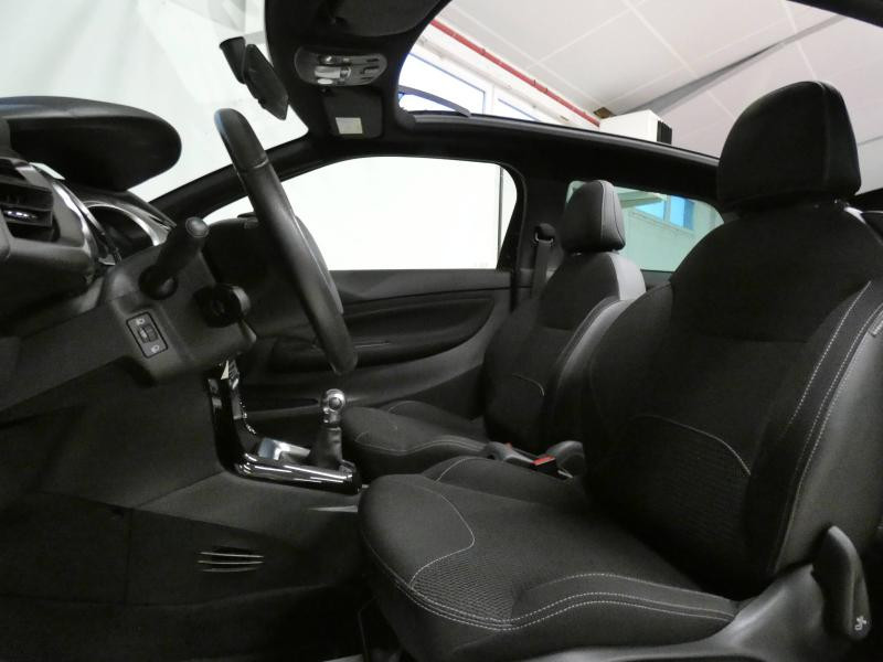 Photo 18 de l'offre de DS DS 3 Cabrio PureTech 82ch Be Chic à 13990€ chez Autovia Véhicules Multimarques