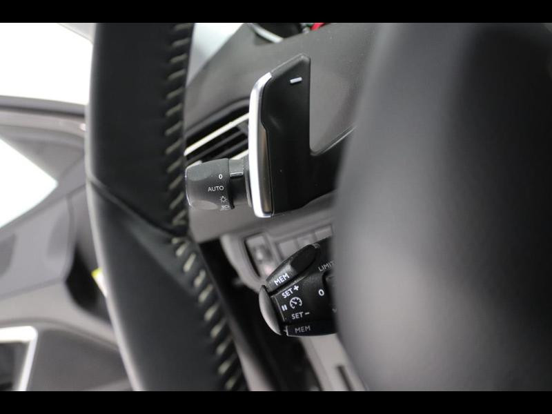 Photo 8 de l'offre de PEUGEOT 308 1.5 BlueHDi 130ch S&S Allure EAT8 à 22790€ chez Autovia Véhicules Multimarques