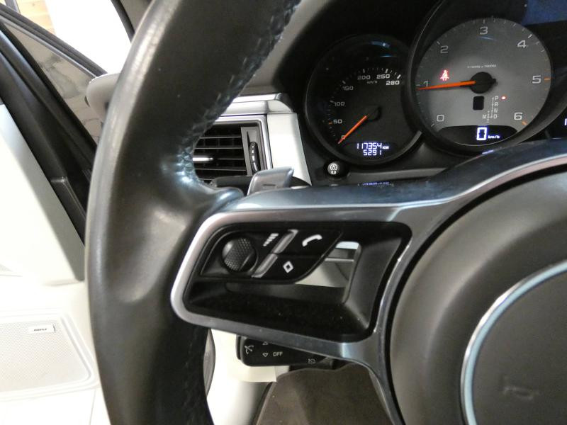 Photo 21 de l'offre de PORSCHE Macan 3.0 V6 258ch S Diesel PDK à 43890€ chez Autovia Véhicules Multimarques