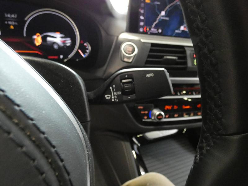 Photo 21 de l'offre de BMW X4 xDrive20d 190ch M Sport 10cv à 45990€ chez Autovia Véhicules Multimarques