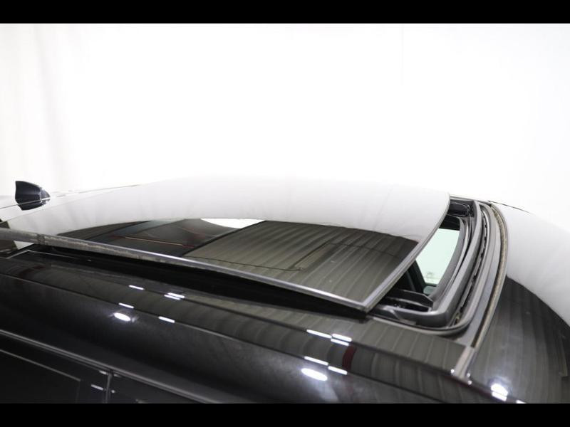 Photo 34 de l'offre de LAND-ROVER Range Rover Velar 2.0D 180ch R-Dynamic AWD BVA à 48590€ chez Autovia Véhicules Multimarques