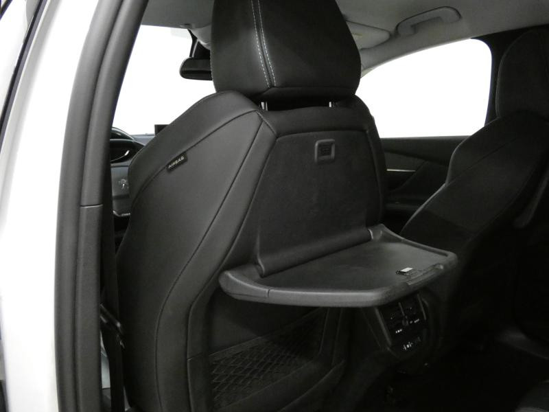 Photo 25 de l'offre de PEUGEOT 5008 1.5 BlueHDi 130ch S&S Allure Pack EAT8 à 28590€ chez Autovia Véhicules Multimarques