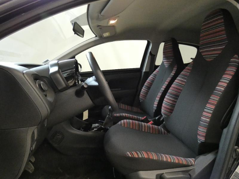 Photo 11 de l'offre de CITROEN C1 VTi 72 S&S Feel 5p E6.d à 12590€ chez Autovia Véhicules Multimarques