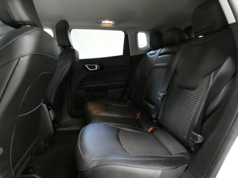 Photo 3 de l'offre de JEEP Compass 1.3 GSE T4 190ch Limited 4xe PHEV AT6 à 33890€ chez Autovia Véhicules Multimarques