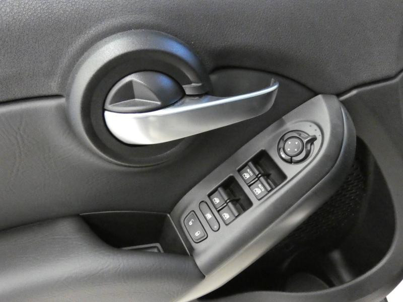 Photo 25 de l'offre de FIAT 500X 1.6 Multijet 130ch Cross à 29900€ chez Autovia Véhicules Multimarques