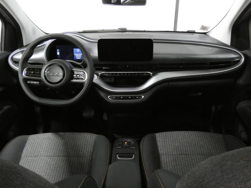 Photo 2 de l'offre de FIAT 500 e 118ch Icône à 24980€ chez Autovia Véhicules Multimarques