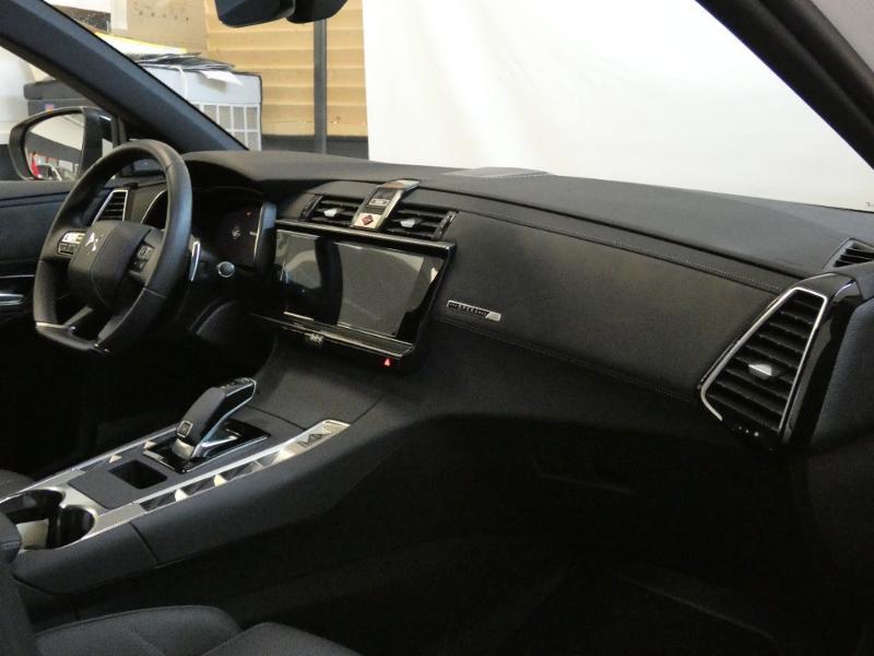 Photo 14 de l'offre de DS DS 7 Crossback BlueHDi 130ch Rivoli Automatique à 42890€ chez Autovia Véhicules Multimarques