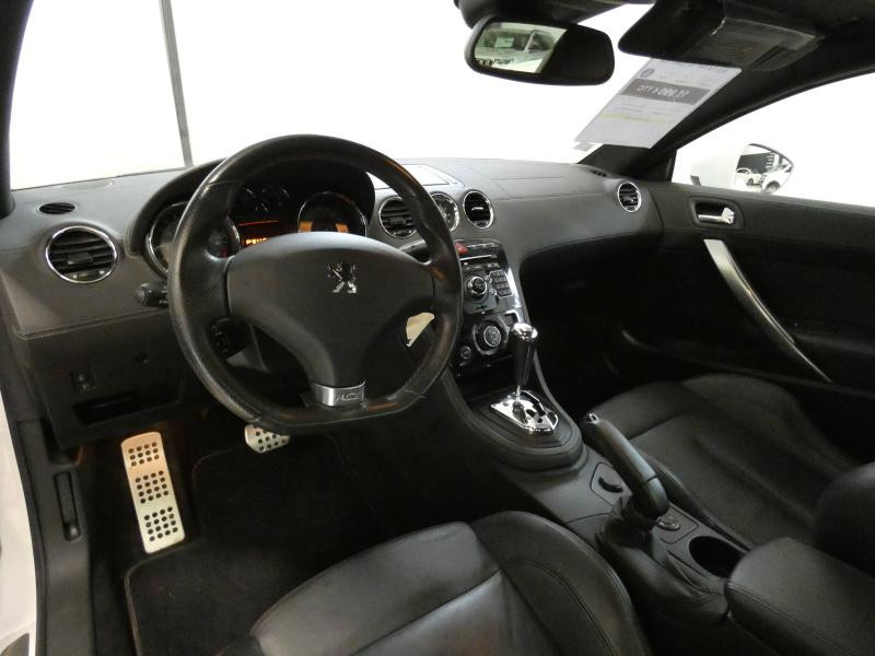 Photo 2 de l'offre de PEUGEOT RCZ 1.6 THP 16v 156ch BA à 15990€ chez Autovia Véhicules Multimarques