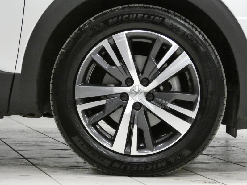 Photo 5 de l'offre de PEUGEOT 5008 1.5 BlueHDi 130ch S&S Allure Pack EAT8 à 28590€ chez Autovia Véhicules Multimarques