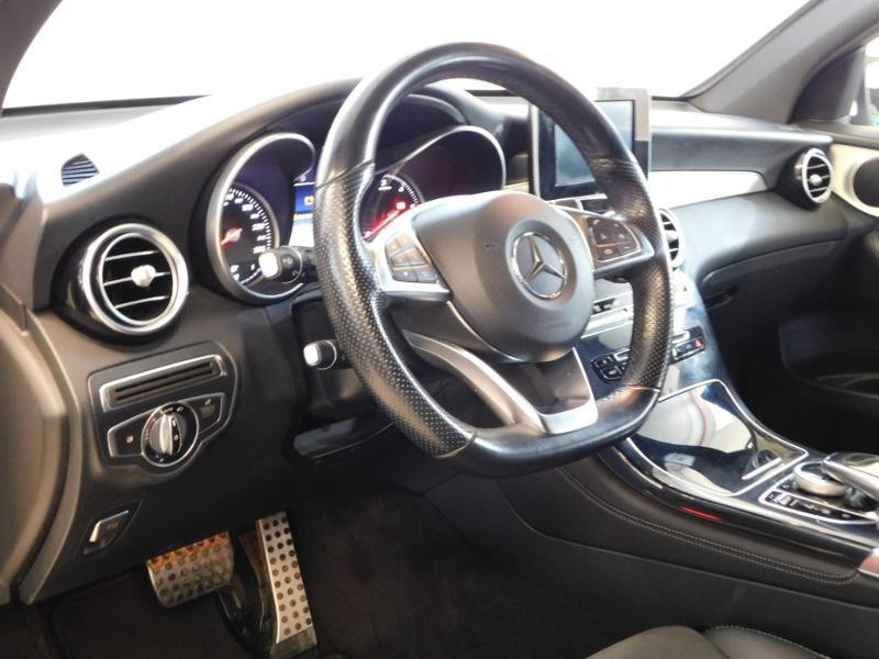 Photo 22 de l'offre de MERCEDES-BENZ GLC 250 d 204ch Sportline 4Matic 9G-Tronic à 30990€ chez Autovia Véhicules Multimarques