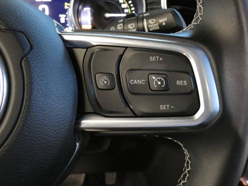 Photo 19 de l'offre de JEEP Wrangler Unlimited 2.0 T 380ch 4xe 80th Anniversary Command-Trac à 68890€ chez Autovia Véhicules Multimarques