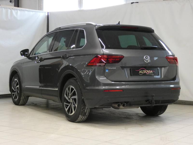 Photo 6 de l'offre de VOLKSWAGEN Tiguan 2.0 TDI 150ch Connect DSG7 à 28790€ chez Autovia Véhicules Multimarques