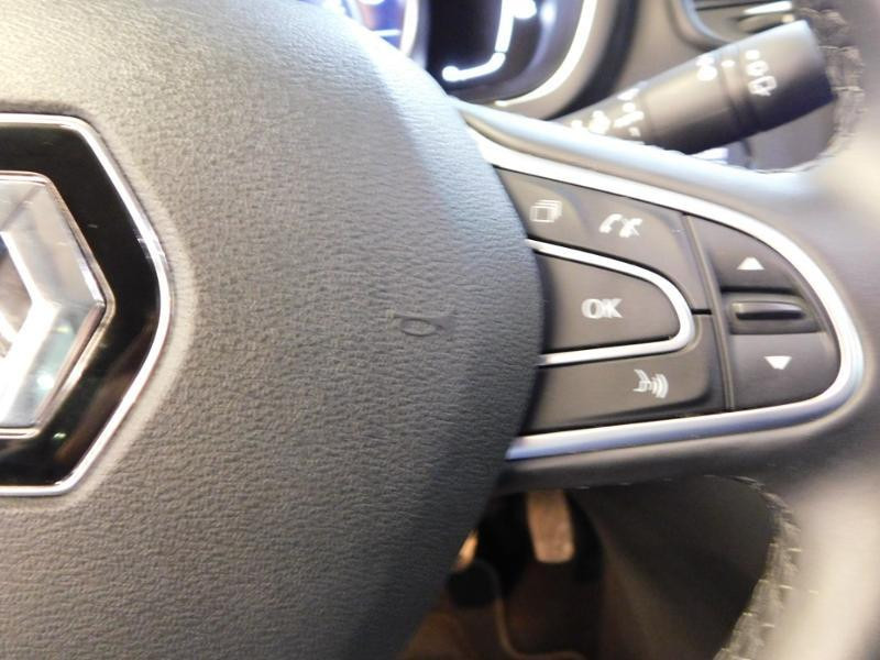 Photo 11 de l'offre de RENAULT Scenic 1.6 dCi 130ch energy Intens à 20490€ chez Autovia Véhicules Multimarques