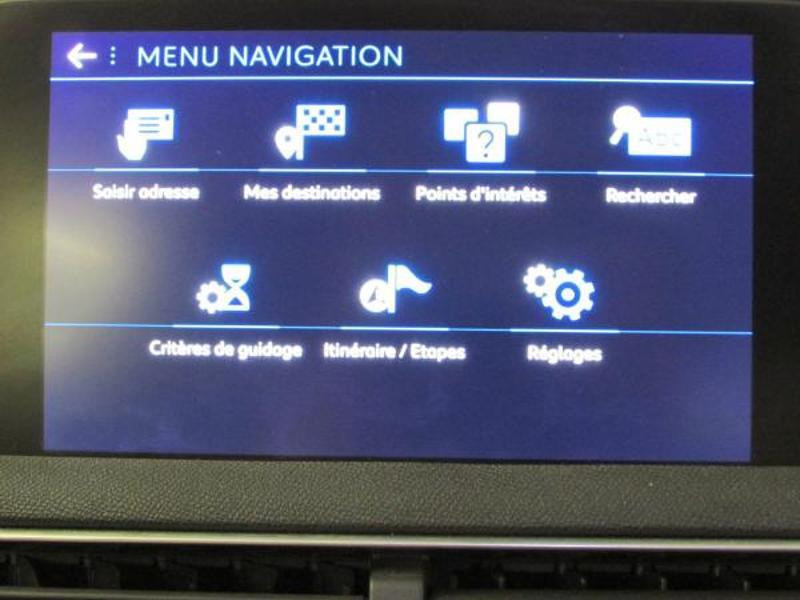 Photo 18 de l'offre de PEUGEOT 3008 1.2 PureTech 130ch Active S&S à 20990€ chez Autovia Véhicules Multimarques