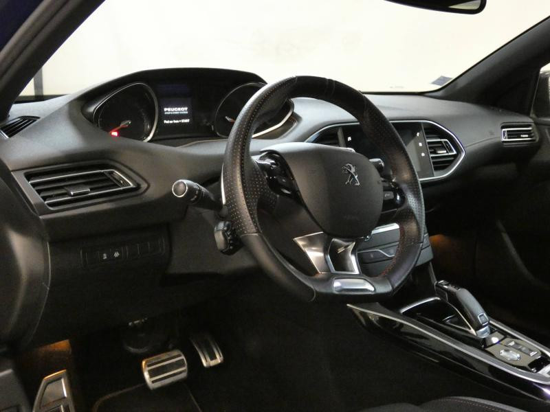 Photo 10 de l'offre de PEUGEOT 308 1.2 PureTech 130ch E6.c S&S GT Line EAT8 à 21980€ chez Autovia Véhicules Multimarques