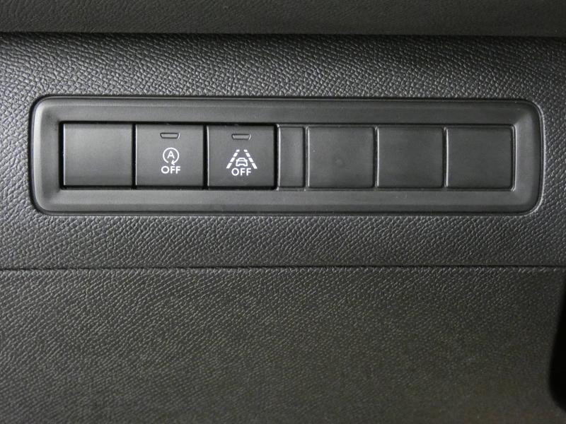 Photo 14 de l'offre de PEUGEOT 308 1.2 PureTech 130ch E6.c S&S GT Line EAT8 à 21980€ chez Autovia Véhicules Multimarques