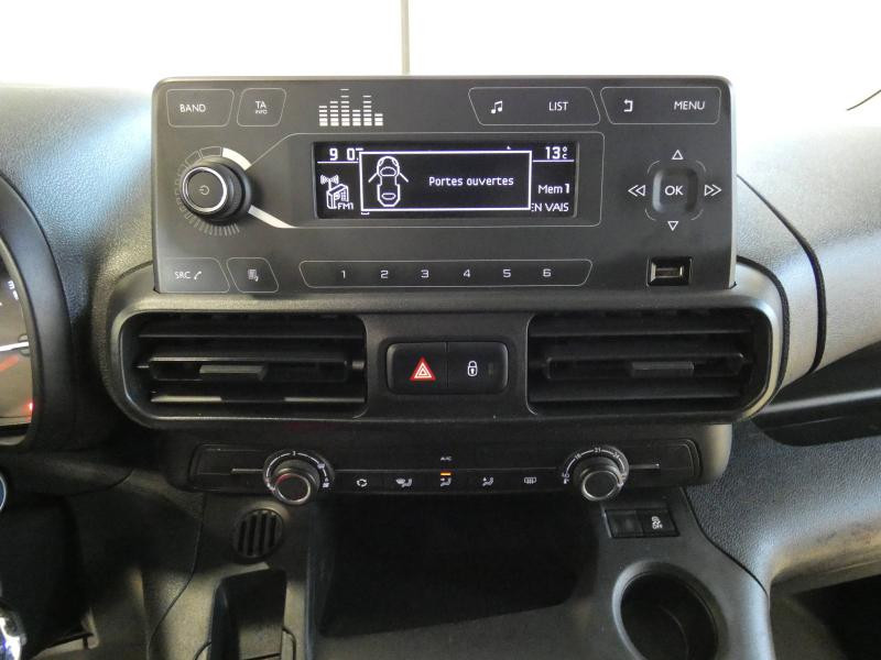 Photo 13 de l'offre de CITROEN Berlingo Van M 650kg BlueHDi 100 S&S Club BVM5 à 17490€ chez Autovia Véhicules Multimarques