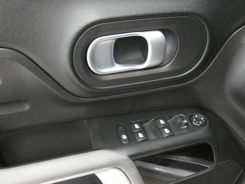 Photo 14 de l'offre de CITROEN C5 Aircross BlueHDi 130ch S&S Business + EAT8 à 25980€ chez Autovia Véhicules Multimarques