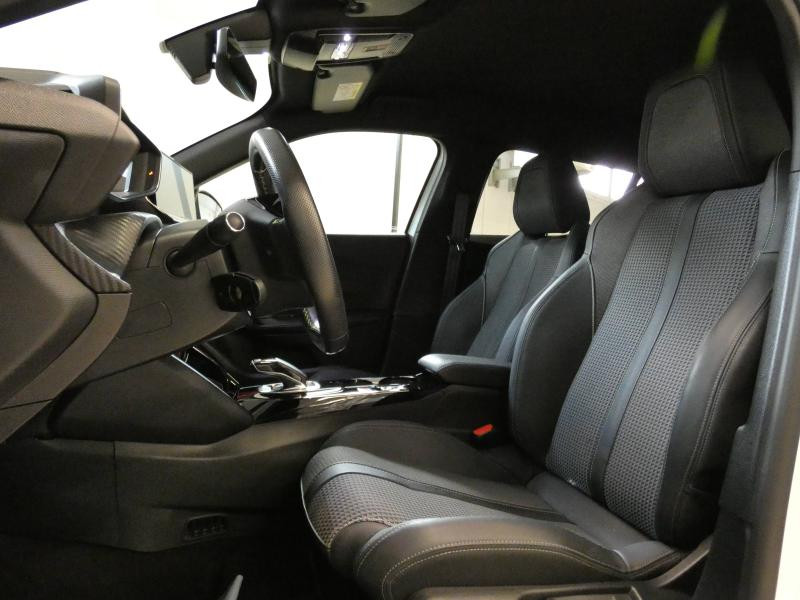 Photo 14 de l'offre de PEUGEOT 2008 e-2008 136ch GT à 29890€ chez Autovia Véhicules Multimarques