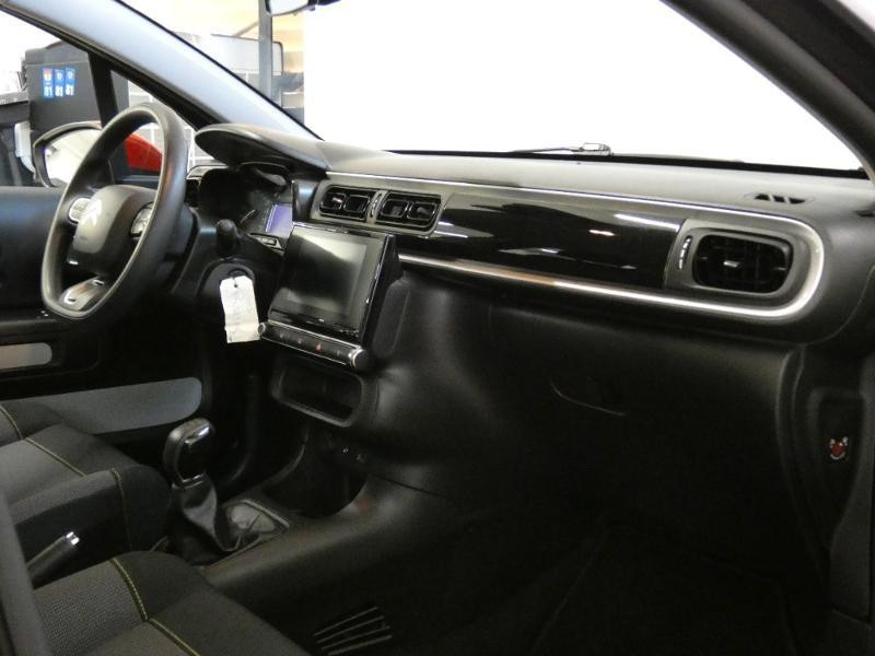 Photo 24 de l'offre de CITROEN C3 PureTech 82ch Graphic S&S E6.d à 14590€ chez Autovia Véhicules Multimarques