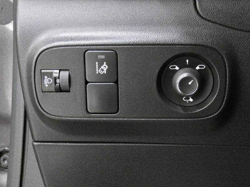 Photo 10 de l'offre de CITROEN C3 PureTech 82ch Graphic S&S E6.d à 14590€ chez Autovia Véhicules Multimarques